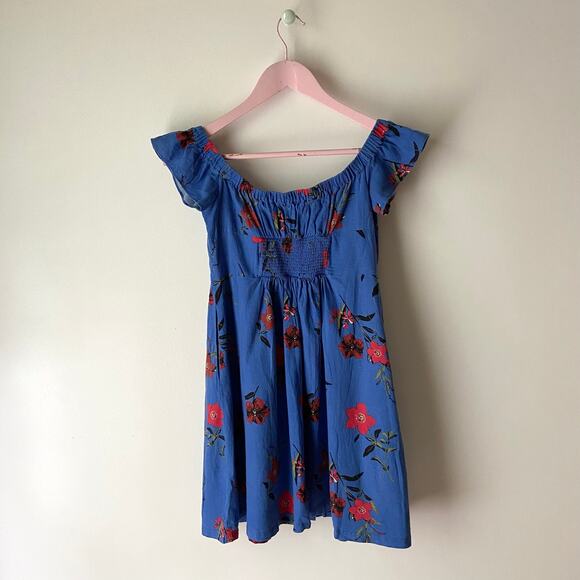 Urban Outfitters Dress Size Small - Picture 2 of 6